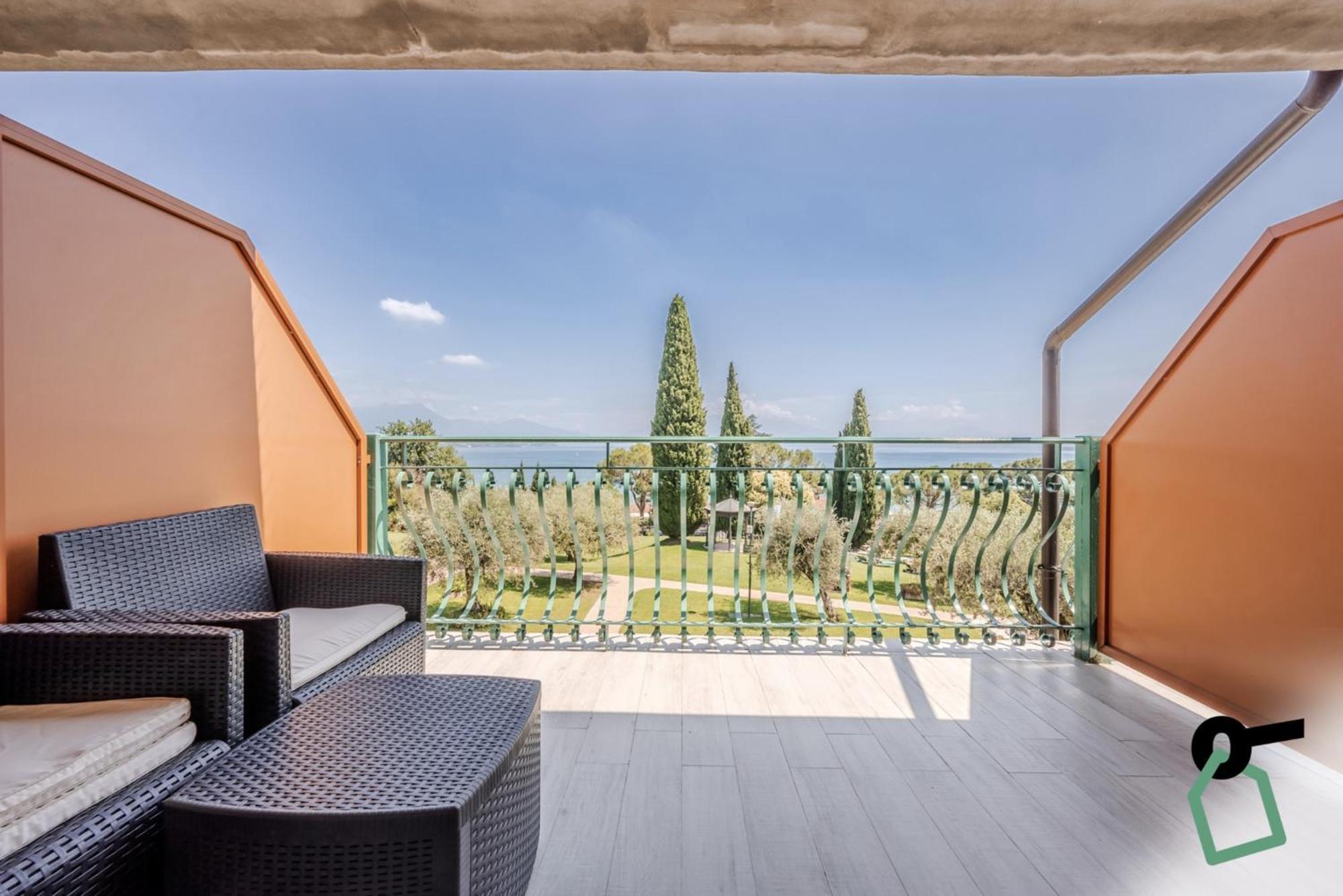 Hotiday Apartment Collection - Desenzano Desenzano del Garda Extérieur photo