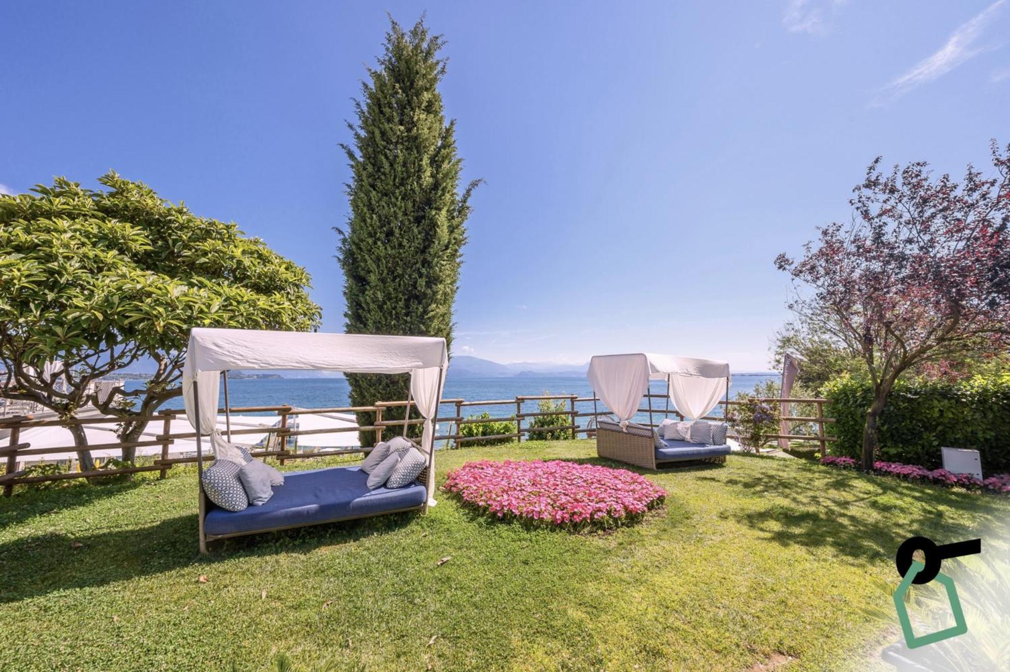 Hotiday Apartment Collection - Desenzano Desenzano del Garda Extérieur photo
